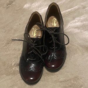 Clarks Women's Brown Lace-Up Loafers